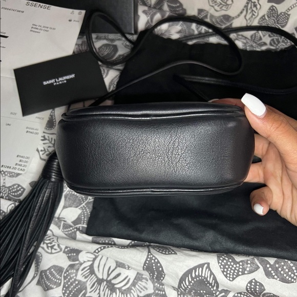 Yves Saint Laurent Mini Blogger Bag - Picture 5 of 11